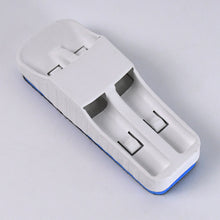 Magnetic Duster With Marker Holder (1 Pc)